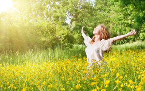 beautiful girl enjoying the summer sun - image What-being-“attractive”-or-“beautiful”-really-means-300x188 on https://thedreamcatch.com