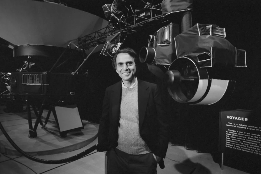 Famous Astronomers: How Science Shaped Philosophy - image carl-sagan on https://thedreamcatch.com