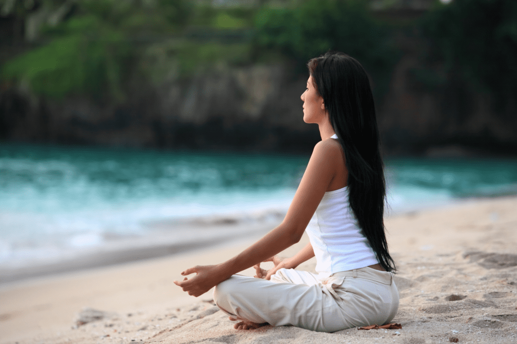 The Power of Mindfulness: How to Stay Present in a Distracted World - image being-present_M-1024x683 on https://thedreamcatch.com